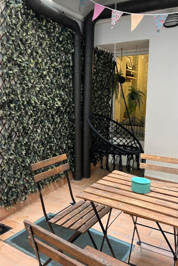 Appartamento Apartamento Con Encanto Y Terraza En Barri Vell De Girona, El Cul De La Lleona Esterno foto